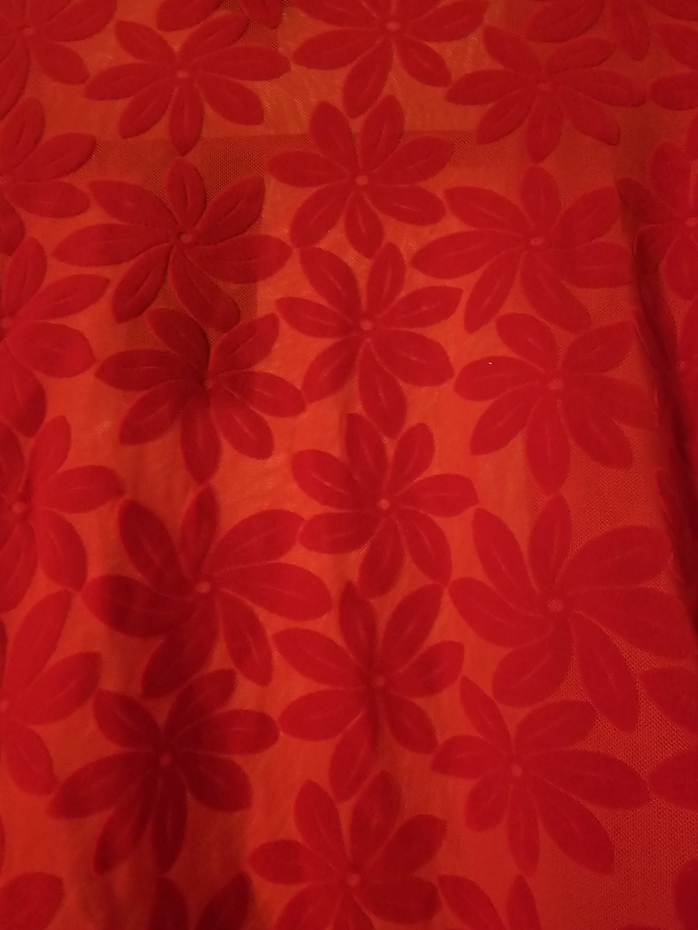 torrid Red Floral Jacquard Open-Front Cropped Cardigan - Picture 3 of 4